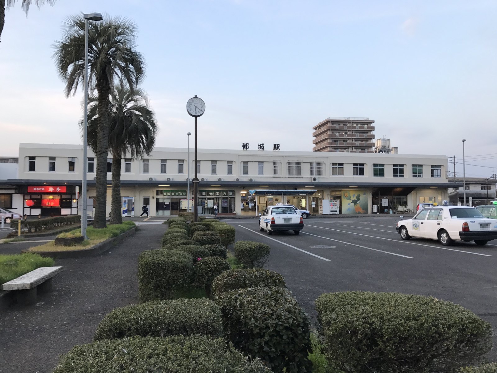都城駅の駅舎