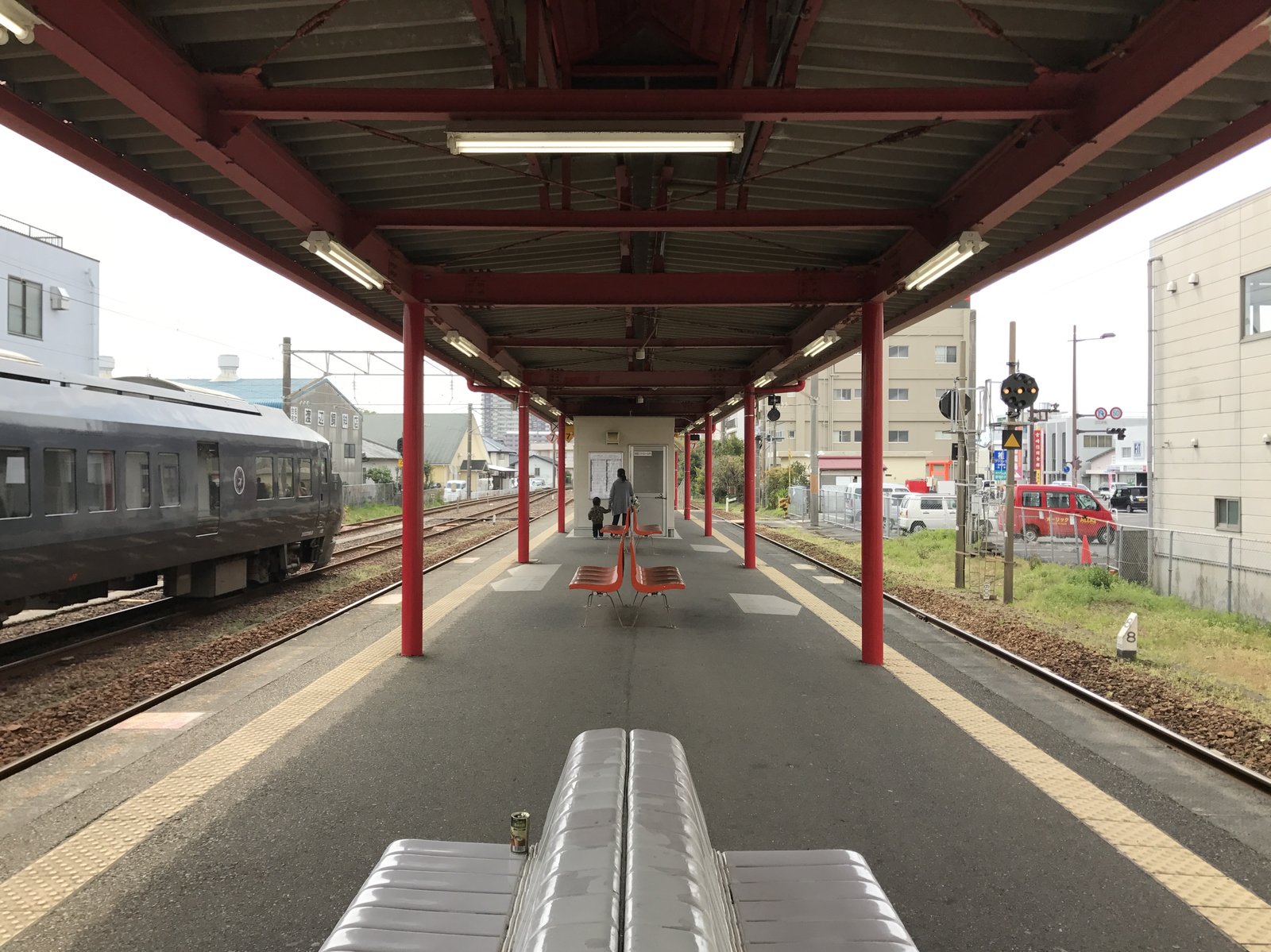 宮崎神宮駅のホーム