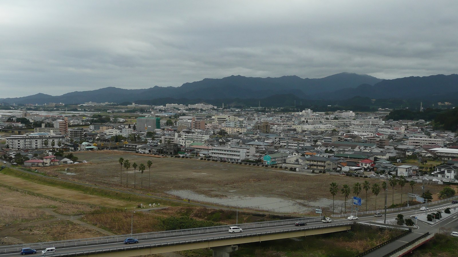 国道269号沿いの清武中心部