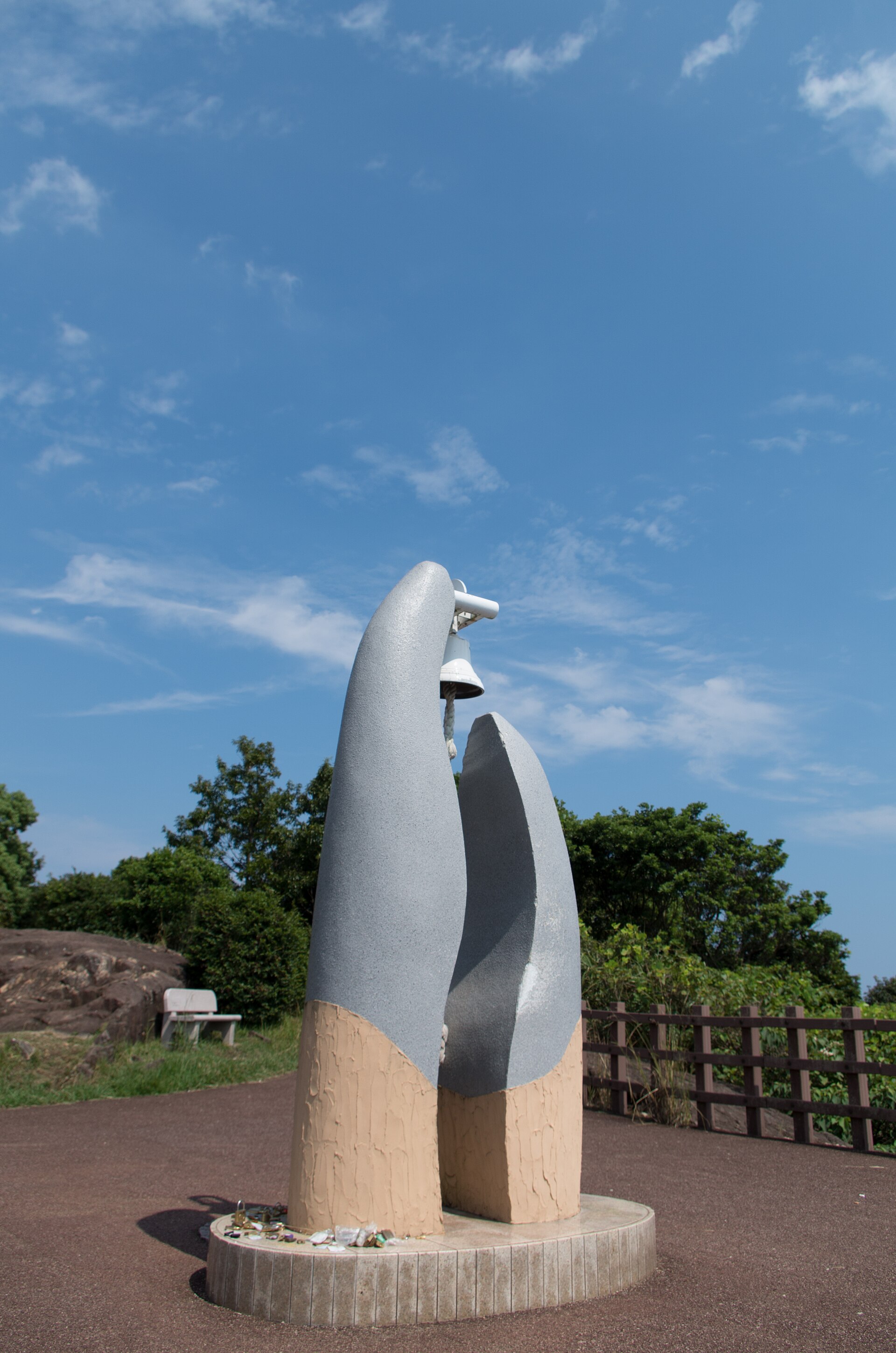 願いが叶うクルスの鐘