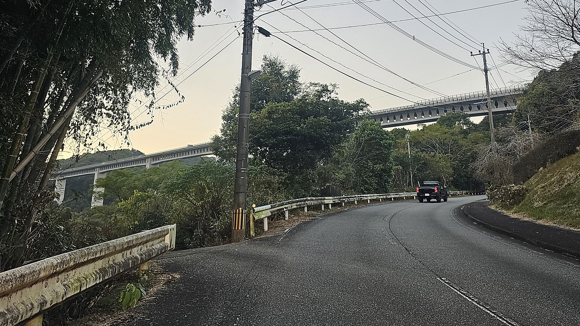 寺迫ちょうちょ大橋の遠景
