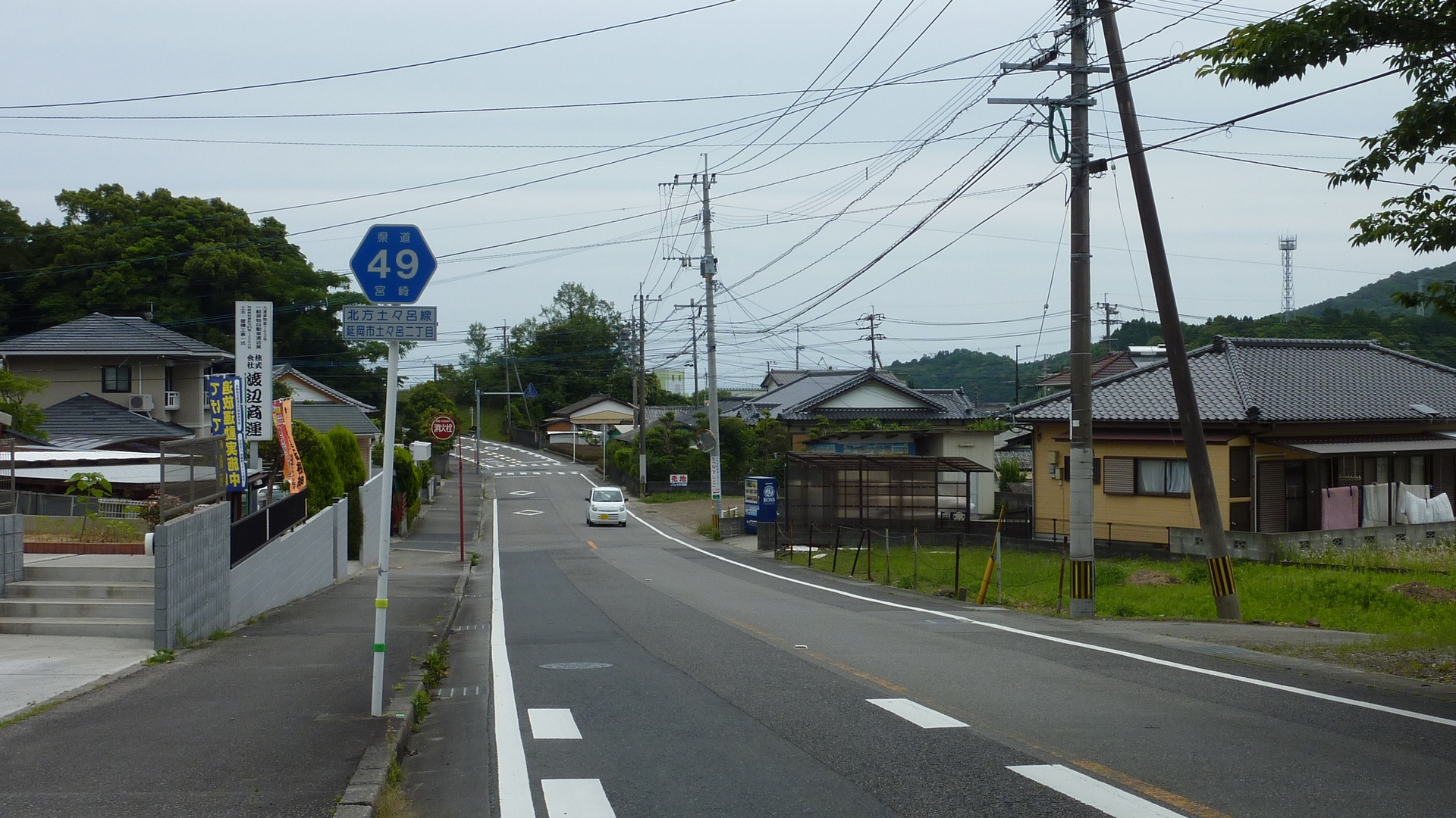 県道49号北方土々呂線の土々呂町付近