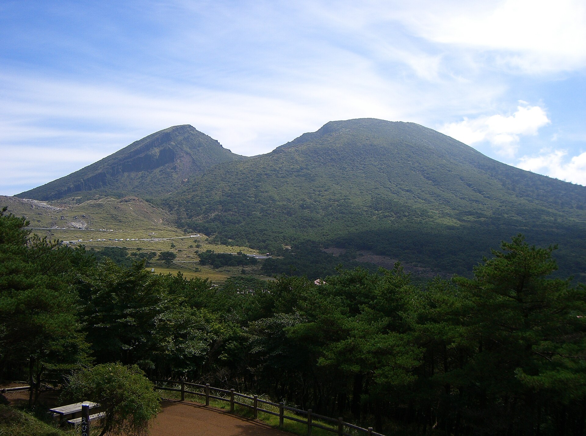 霧島連山の韓国岳