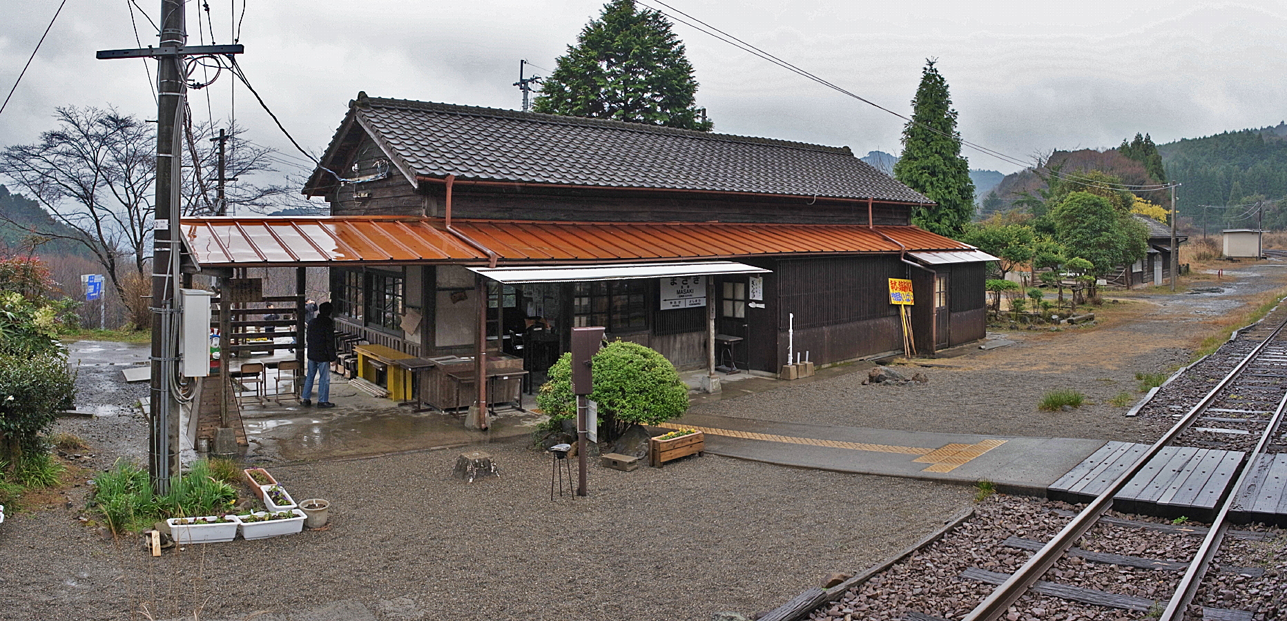 宮崎県唯一のJR肥薩線の駅、真幸駅の駅舎