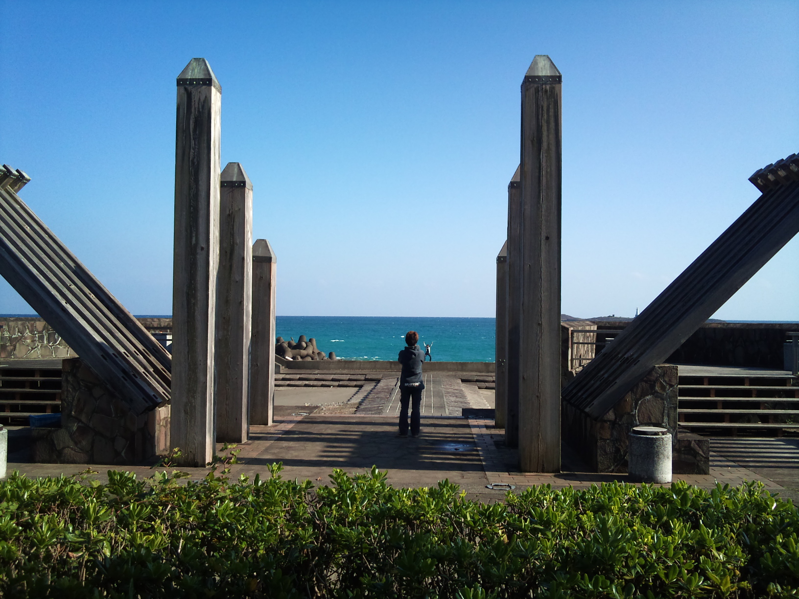 美々津の海辺