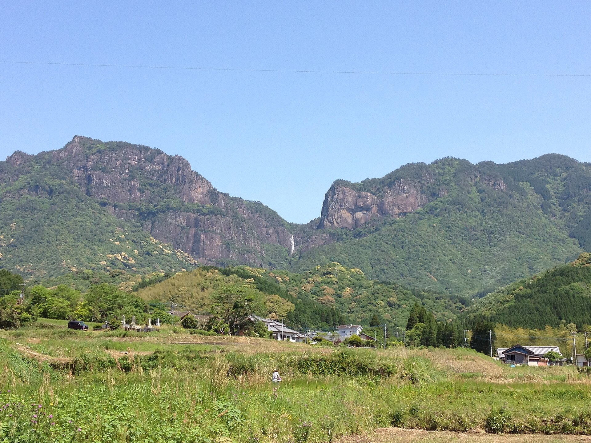 行縢山を望む南方エリアの田園風景