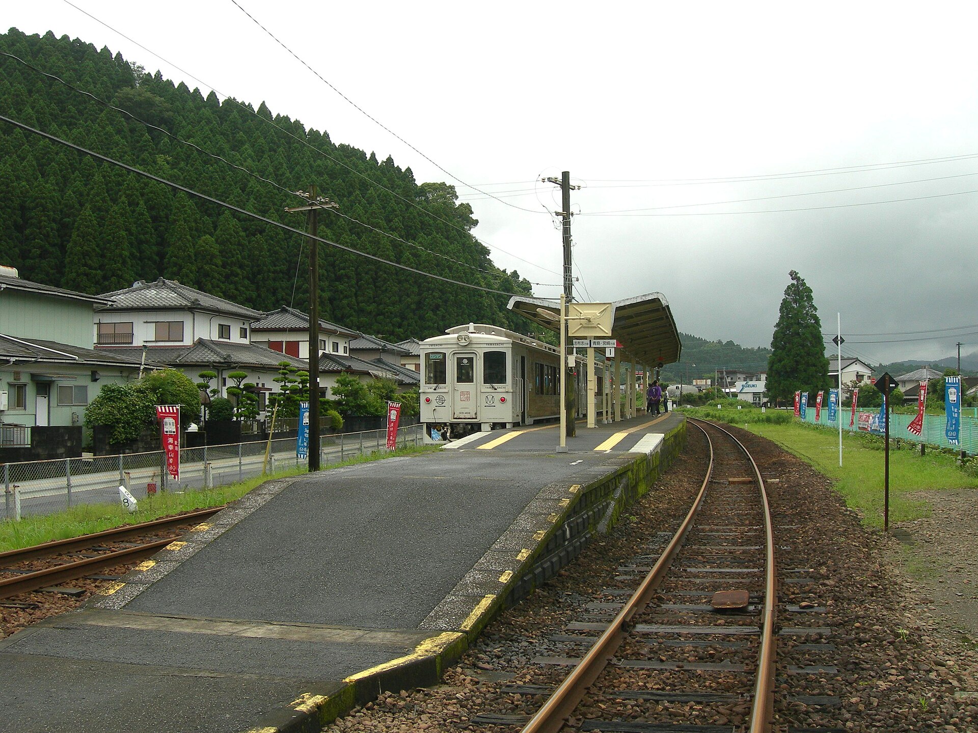 飫肥駅のホーム