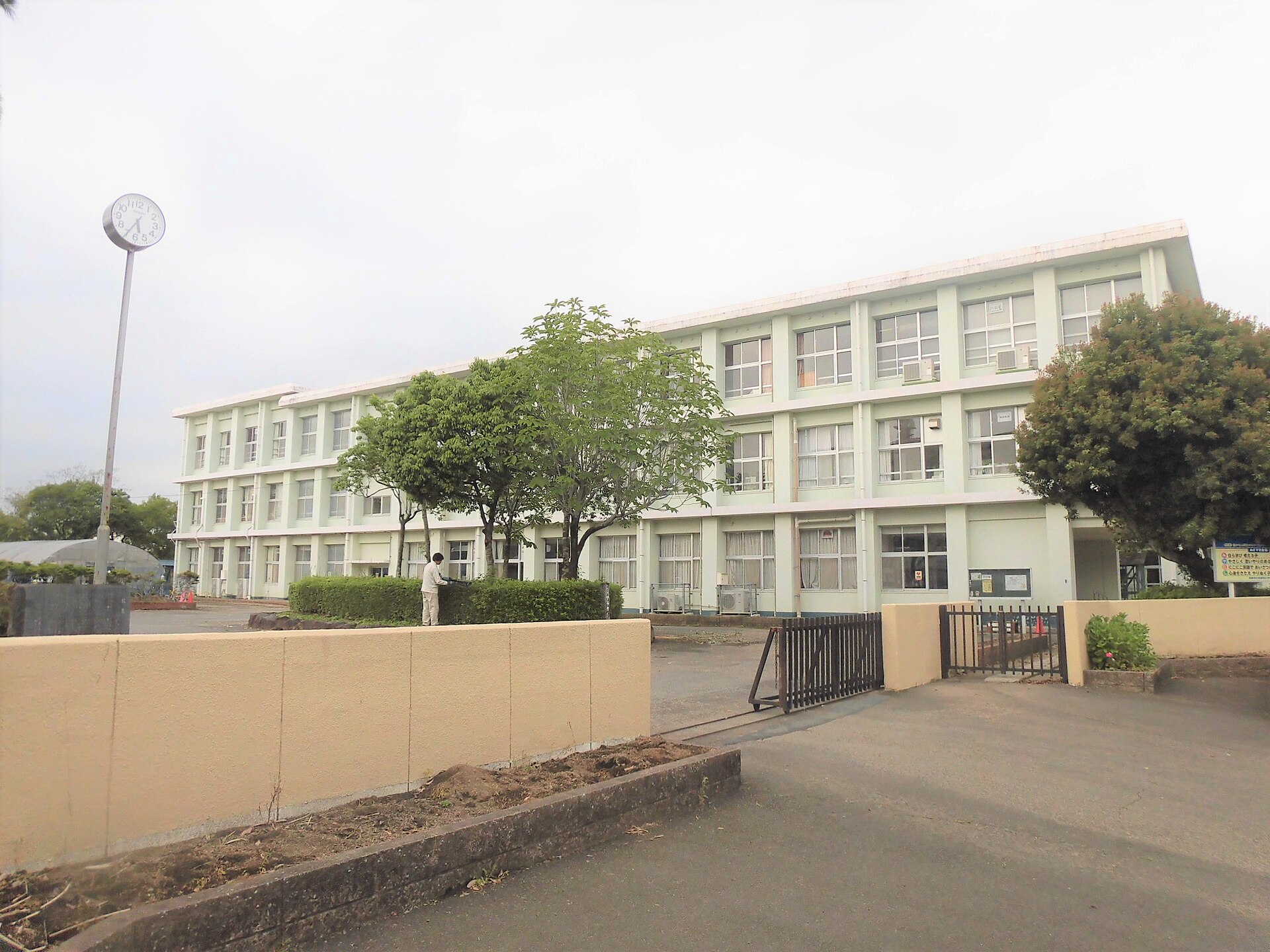 宮崎市立宮崎西小学校