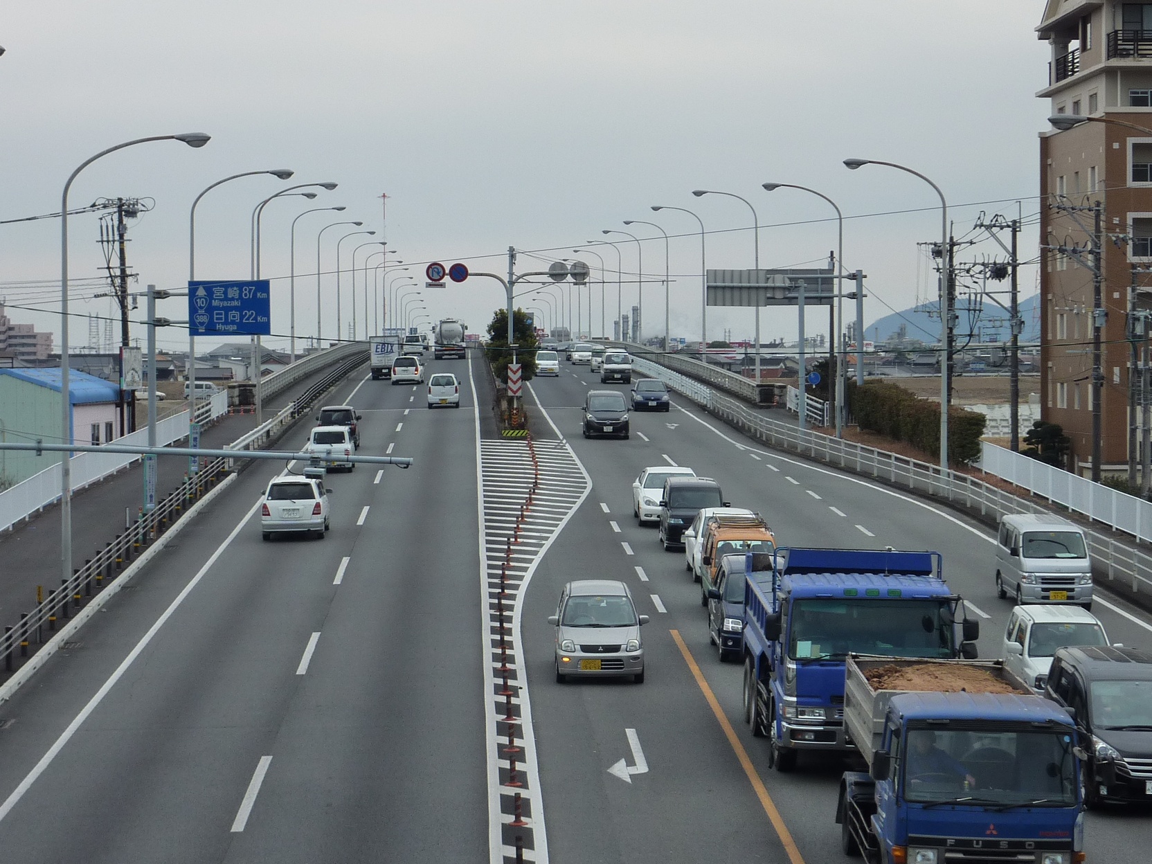 延岡大橋付近の国道10号